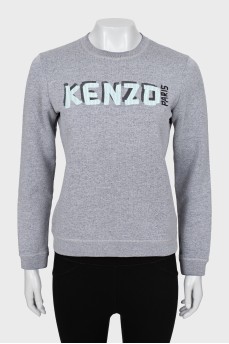 Gray sweatshirt with branded patch