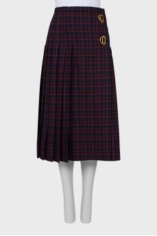 Pleated wool skirt