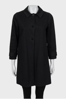 Black raincoat with 3/4 sleeves