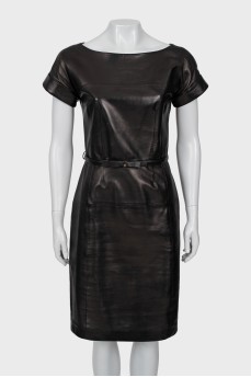 Leather dress with short sleeves