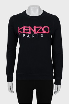 Black sweatshirt with signature print