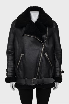 Black sheepskin coat made of leather and fur