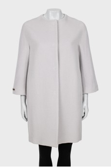 Wool coat with 3/4 sleeves