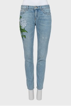 Embroidered skinny jeans