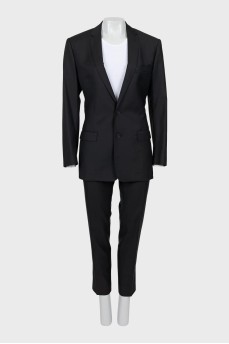 Men's suit with wool and silk trousers