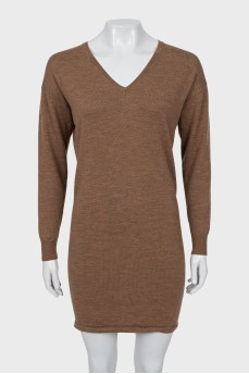 Wool dress with V-neck