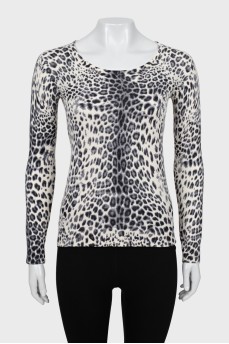 Knitted jumper in animal print