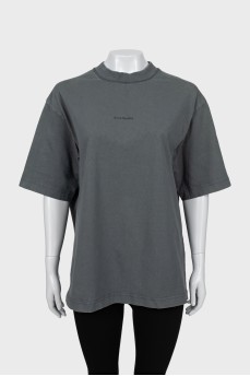 Gray oversized T-shirt