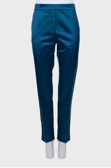 Blue trousers with arrows