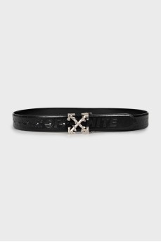 Leather belt with logo buckle
