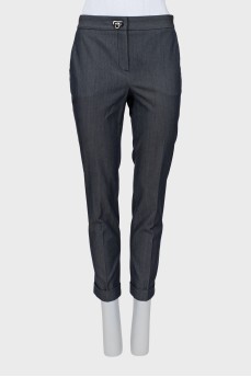 Tapered trousers with turn-ups