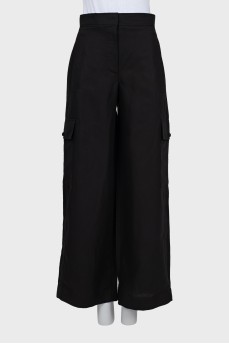 Black cargo pants with tag