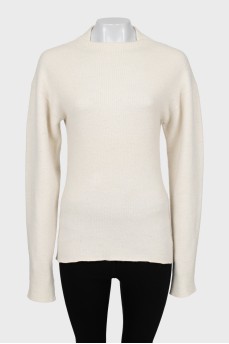 White fitted sweater