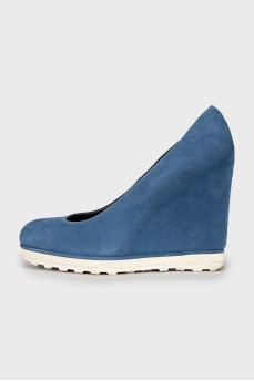 Suede high wedge shoes