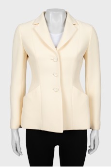 Fitted jacket with pockets