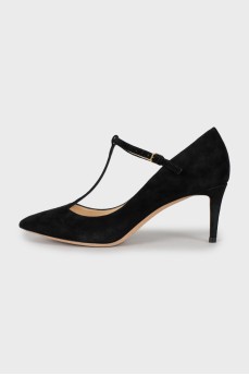 Suede black pointed toe shoes