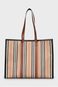 Shopper bag in branded print with tag
