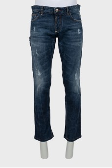 Men's straight-leg jeans with a distressed effect