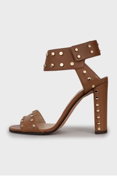 Leather sandals with gold rhinestones