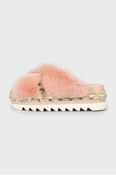 Slippers decorated with fur and rhinestones