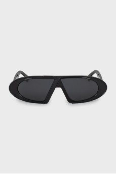 Men's sunglasses with logo on frame
