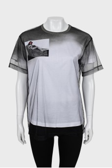 Mesh T-shirt with tag