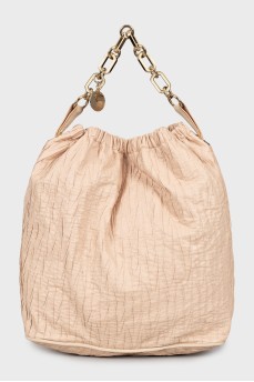 Hobo bag with gold chain