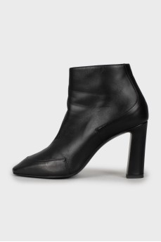 Block heel leather ankle boots