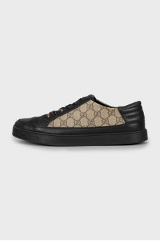 Men's leather sneakers with signature print
