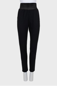 Tapered trousers with wide elastic