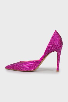 Pink shoes decorated with rhinestones