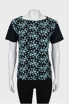 T-shirt with floral patches