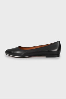 Leather ballerinas with pointed toe