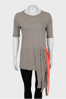 Asymmetrical T-shirt with fringes