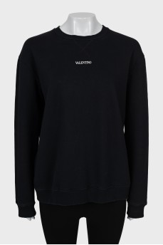 Black oversized sweatshirt