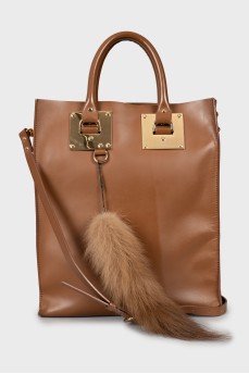 Leather shopper with gold-tone fittings