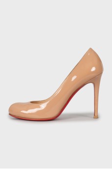 Patent leather round toe shoes