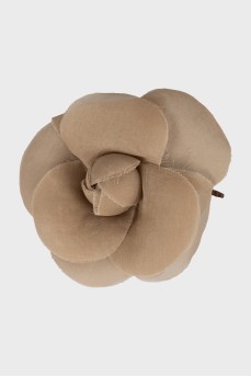 Textile brooch in the shape of a flower