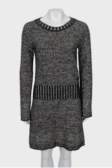 Knitted dress with accent belt