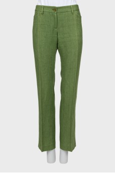 Green trousers with a mid-rise