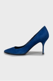 Blue suede pointed toe shoes