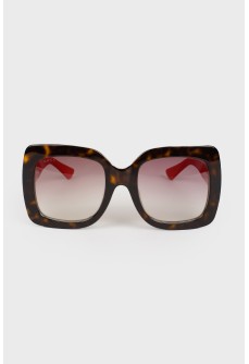 Sunglasses with red temples