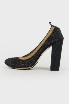 Black lace shoes