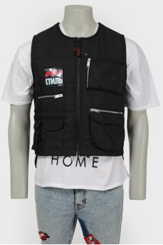 Vest with patches