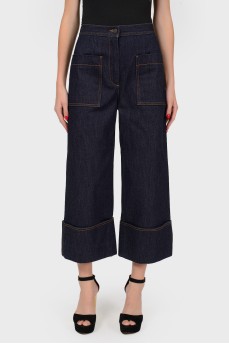 Shortened flared jeans