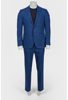 Classic blue men\'s suit
