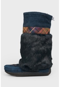 Low-cut boots with fur