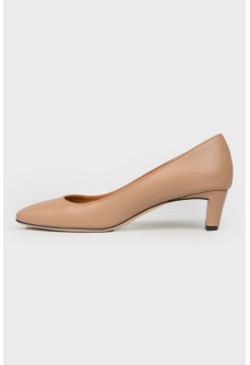 Small heel shoes with square nose