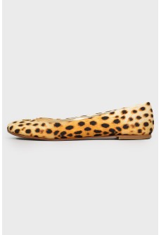 Ballet flats in leopard print