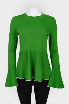 Basque sweater and flared sleeves